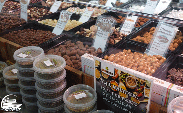 Snaks in der Markthalle Rotterdam auf eigene Faust - Snaks in der Markthalle
