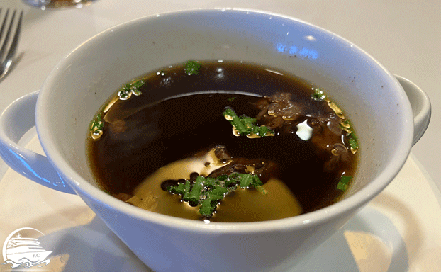 Suppe im Churrascaria Steakhouse AIDAnova Erfahrungen - Das Essen - Churrascaria Steakhouse Suppe