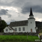 Bildnachweis 250 cr marion koch ausflugstipps vik kirche vangsnes 622px