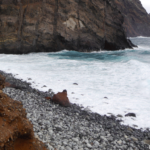 Bildnachweis 262 cr may mueller teneriffa auf eigene faust steinstrand anaga naturreservat 622px