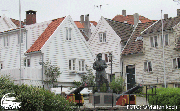 Gamle Stavanger mit Denkmal von Thore Horve Ausflugstipps Stavanger / Mekjarvik - Gamle Stavanger mit Denkmal von Thore Horve