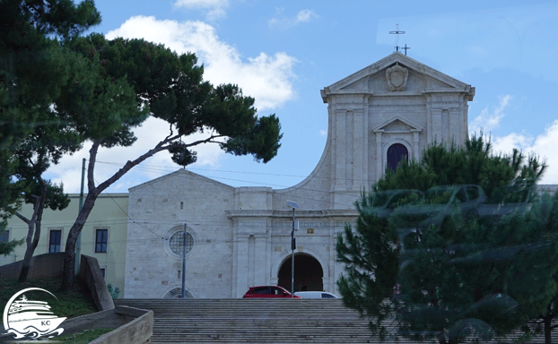 Basilica di Nostra Signora di Bonaria in Cagliari Cagliari Sehenswürdigkeiten - Basilica di Nostra Signora di Bonaria