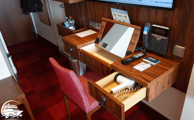 Föhn und Spiegel AIDA Kabinen Ausstattung - Föhn und Spiegel