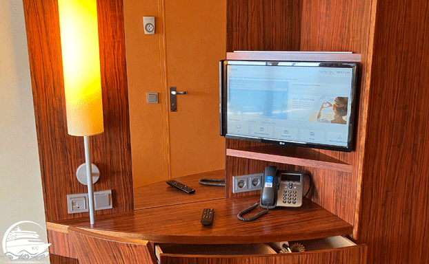 TV auf der Kabine AIDA Kabinen Ausstattung - TV