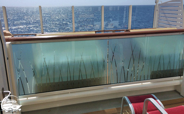 Veranda mit Milchglasbrüstung AIDA Kabinen Ausstattung - Veranda mit Milchglasbrüstung