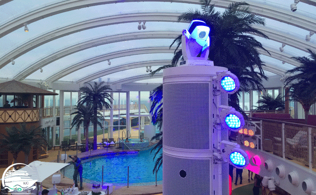 Beach Club auf AIDAprima bei Tag AIDA Schiffe - Hyperion Klasse - Beach Club auf AIDAprima