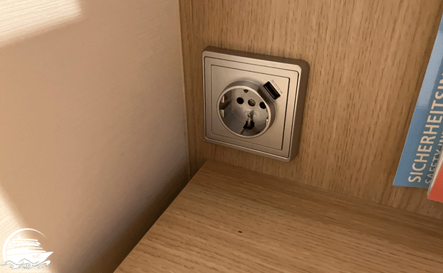 AIDA Einzelkabine 9170 AIDAnova - Steckdose mit USB AIDA Einzelkabine - Steckdose mit USB