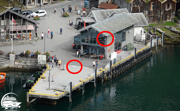 Standpunkt und Webcam oben am Gebäude Geiranger Webcam - Standpunkt und Webcam oben am Gebäude