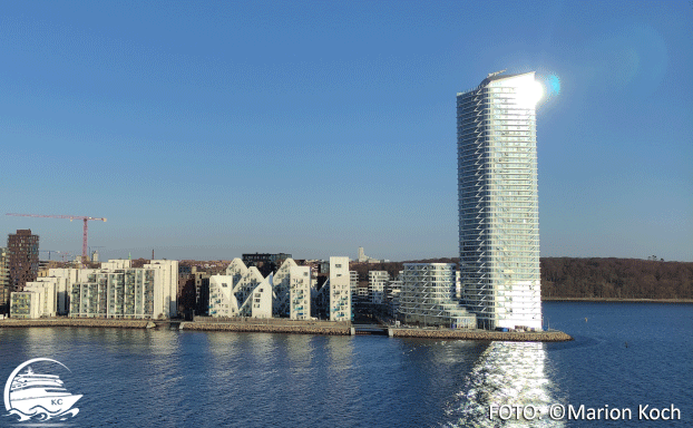 Lighthouse 2.0 mit Aarhus Øje am unteren Ende der Schräge Ausflugstipps Aarhus - Lighthouse 2.0 mit Aarhus Øje am unteren Ende der Schräge