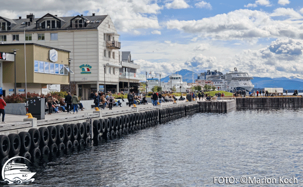 Teil der Uferpromenade Molde Sehenswürdigkeiten - Teil der Uferpromenade